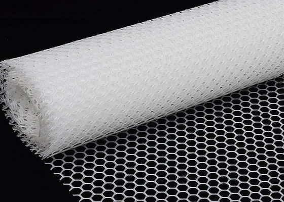 El material de malla de alambre de plástico reforzado de 1 mm y 2 mm de PP es PE